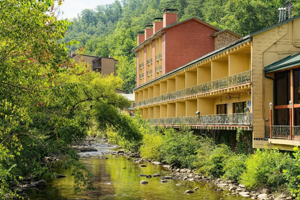 River Terrace Resort & Convention Center