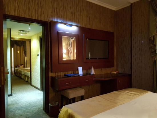 Kings Park Hotel