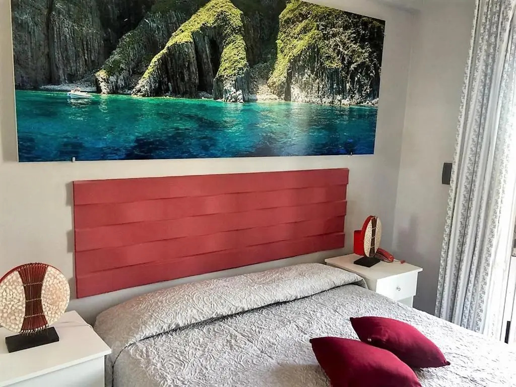 Double room with sea view (full double bed)