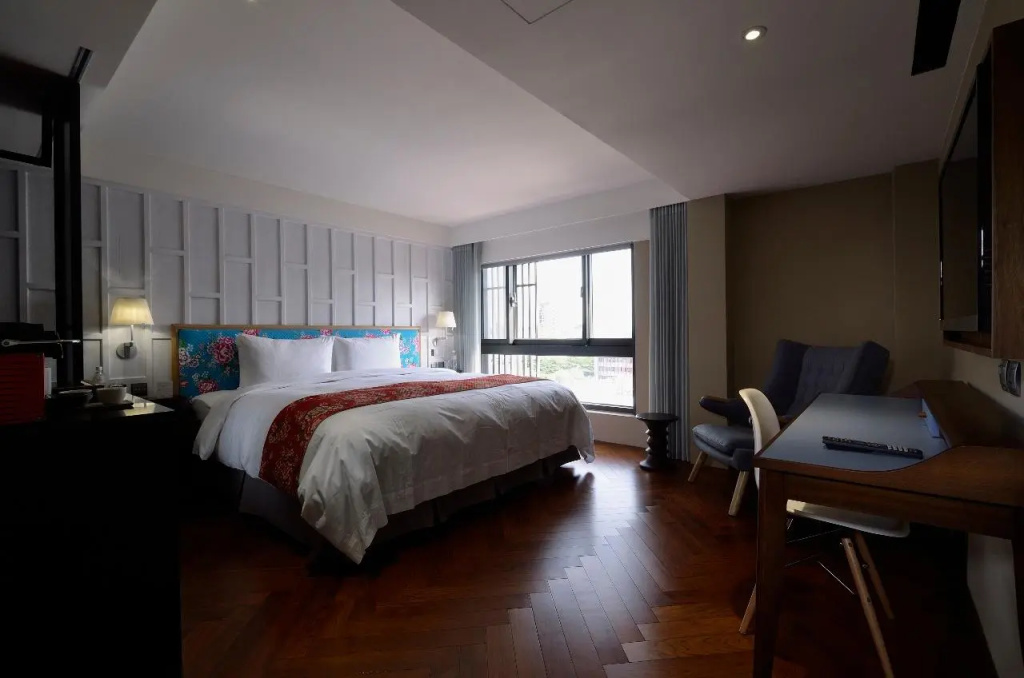 Superior Double room (full double bed)