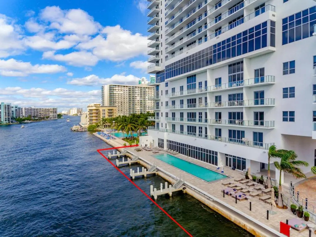 5 BREATHTAKING Front Ocean View: Brand New 2BR