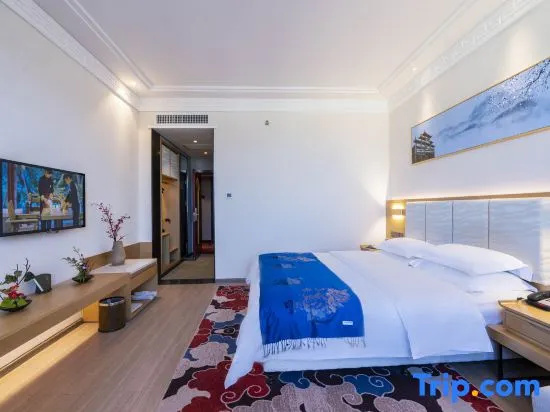 Standard Double room with mountain view (full double bed)