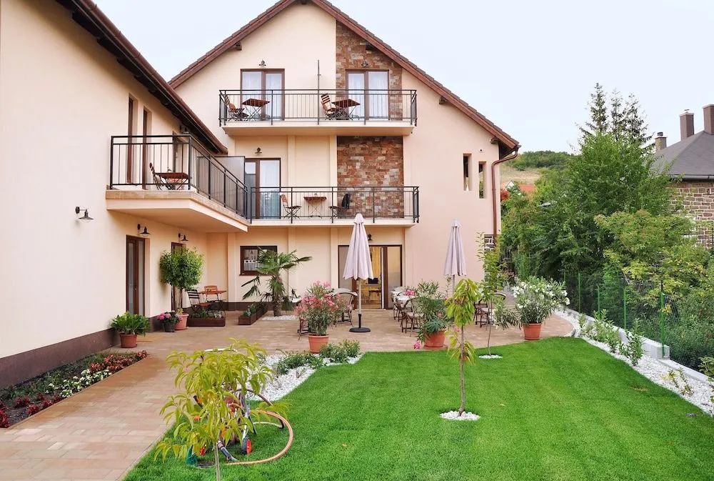 Barackvirág Apartmanház - Général