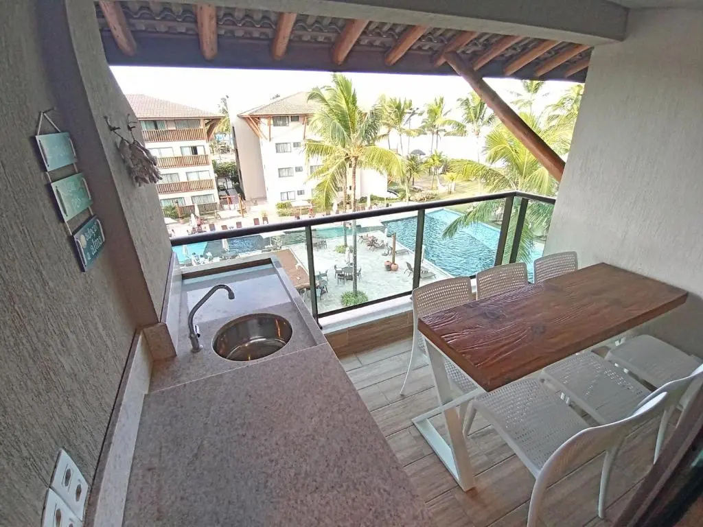 Apartment with pool view