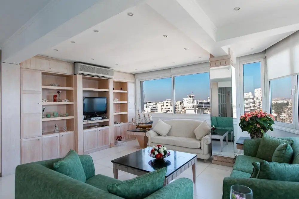 Laila's Seaview Penthouse Apartments
