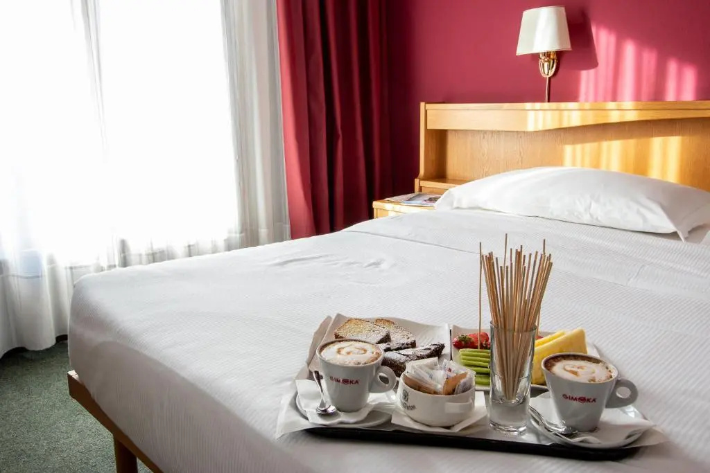 Standard Triple room