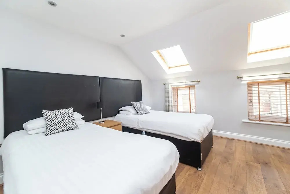 1 Bedroom Twin Apartment