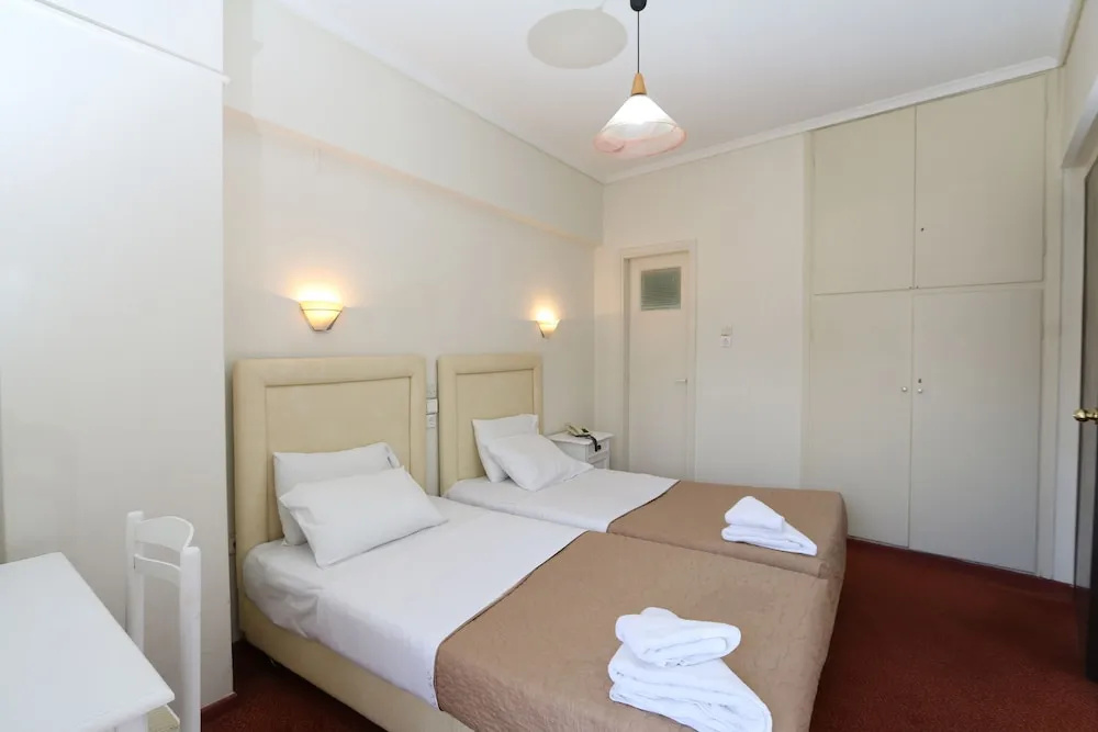 Standard Double room with balcony (twin beds)