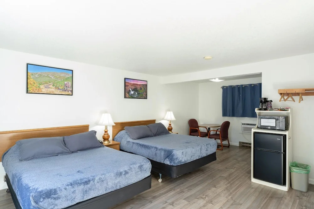 Economy room