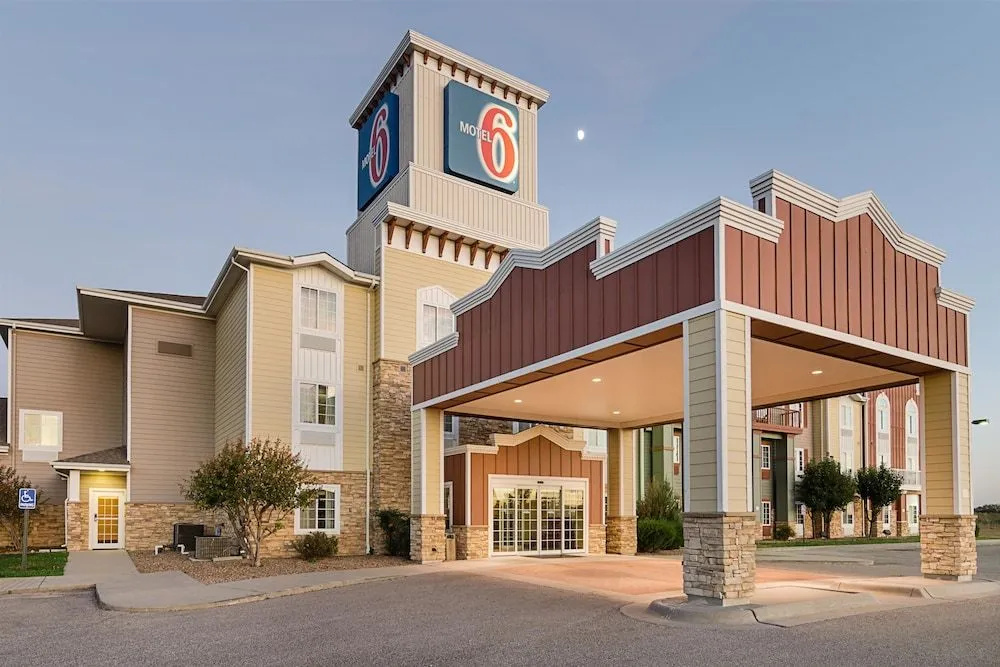 Sleep Inn & Suites