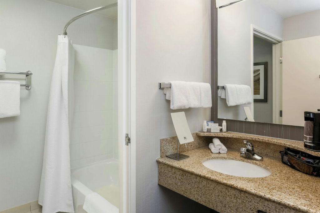 Courtyard by Marriott Roseville Galleria Mall/Creekside Ridge Drive - Général