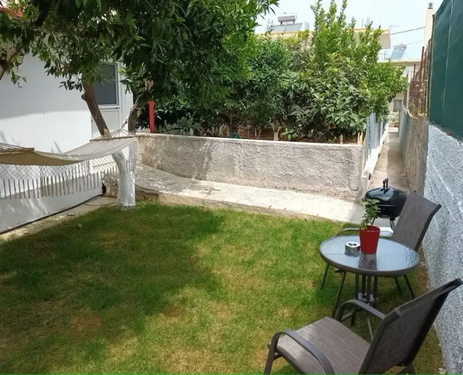 The Garden House in Paradisi