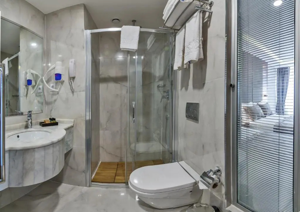 Glorious Hotel - Chambres