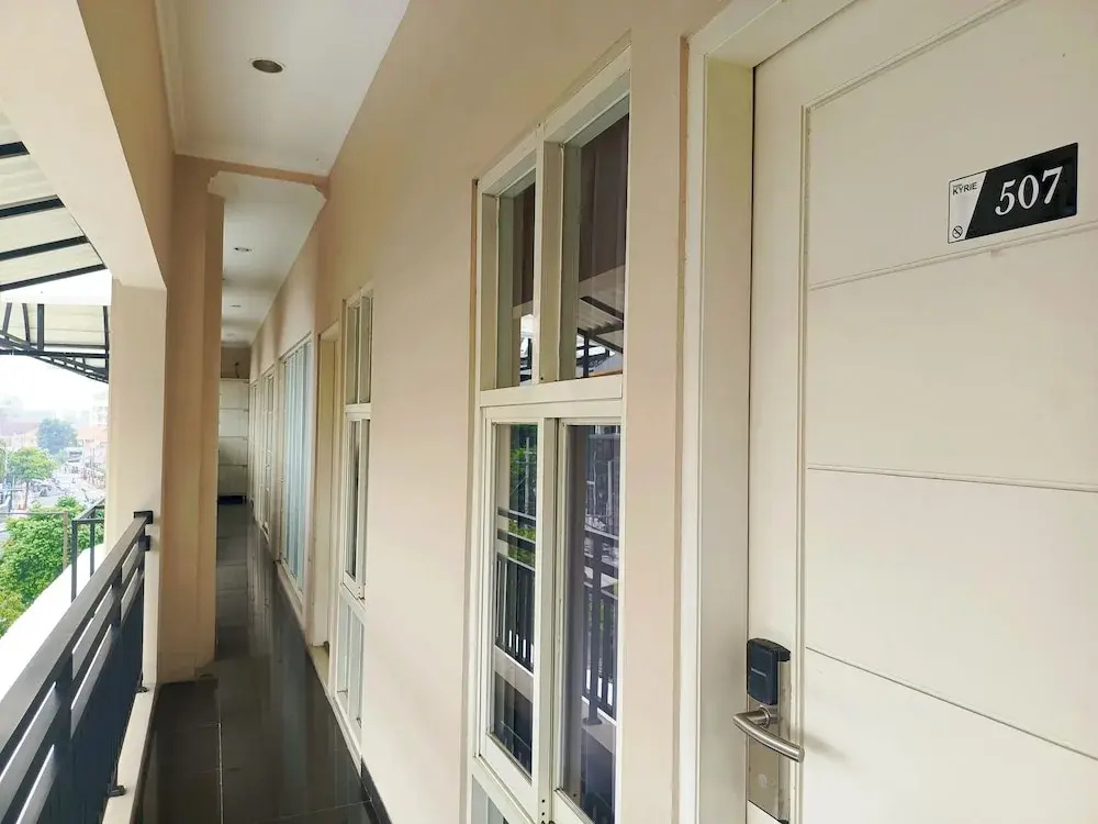 Kyrie Hotel