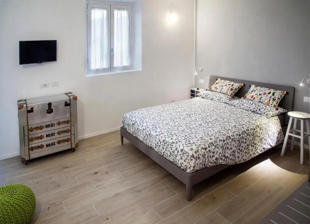 Standard Double room with balcony (full double bed)