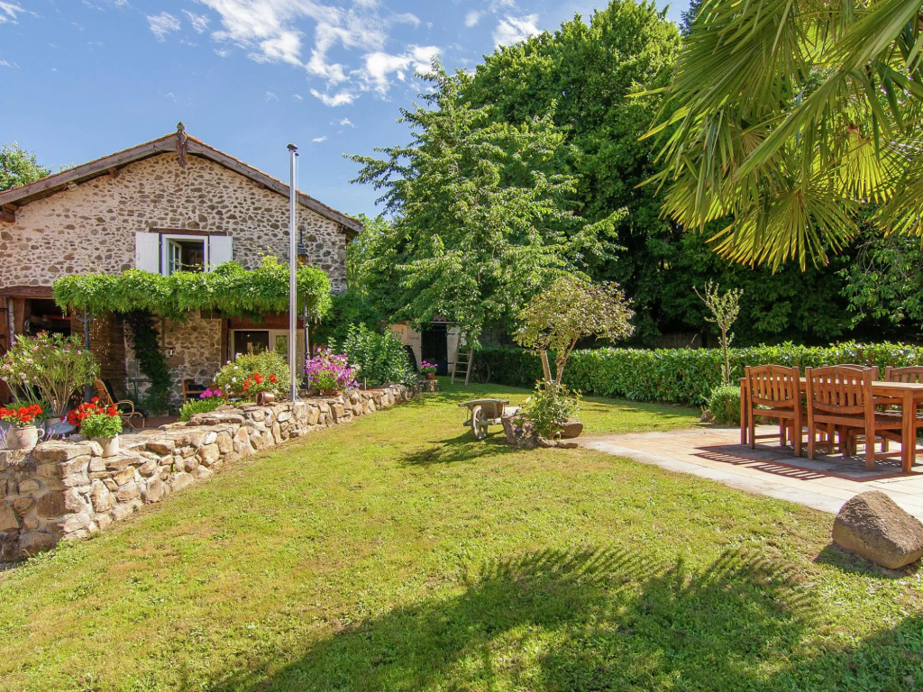Detached, Romantic Cottage with Communal Swimming Pool, Terraces And Large Garden