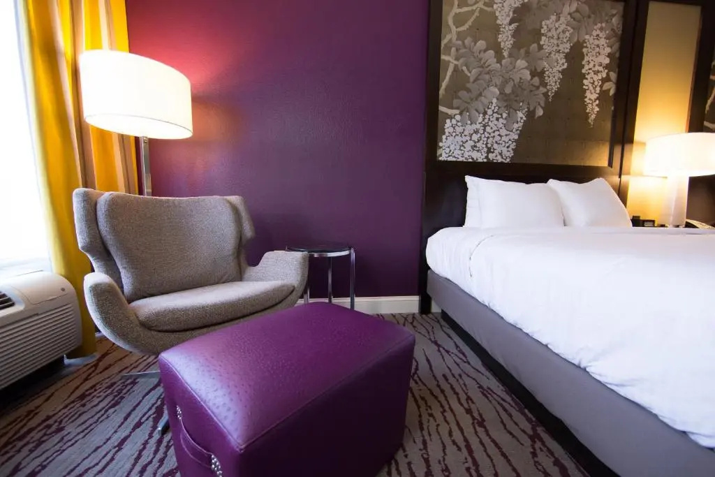 DoubleTree by Hilton Hotel Savannah Historic District - Chambres