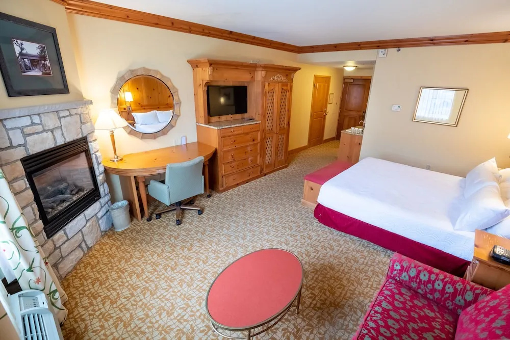 Premium Double room (full double bed)