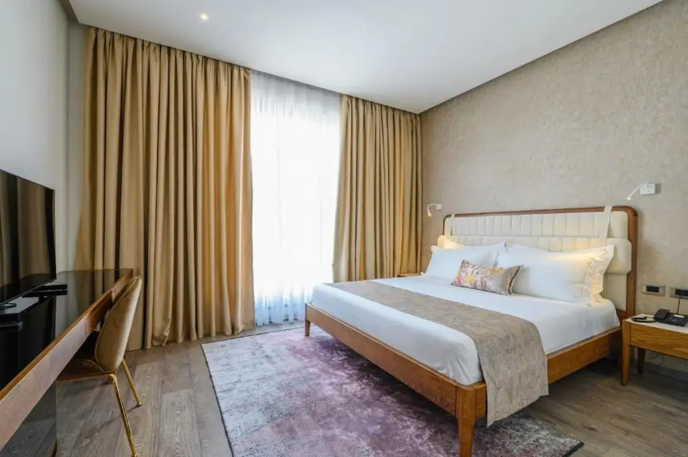 Premium Double room with sea view (full double bed)