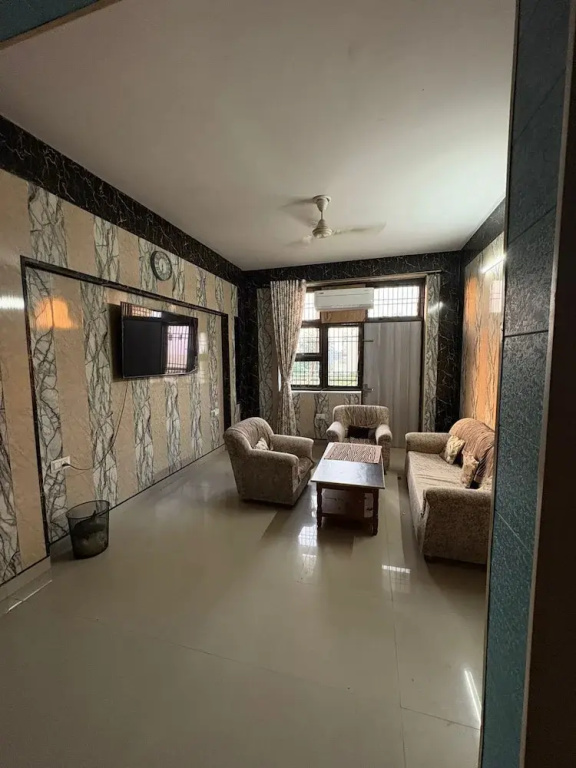 Awaraj Home Stay