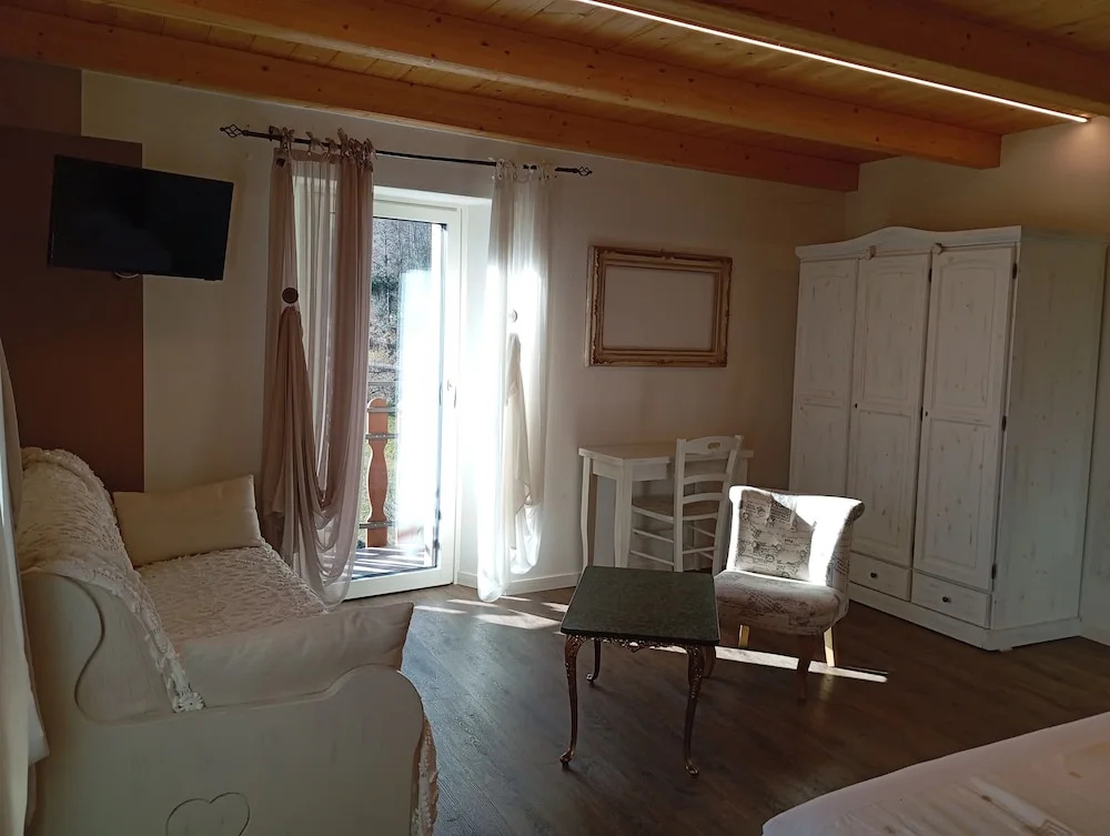 Ca' Baetti B&B Antico Borgo — 4