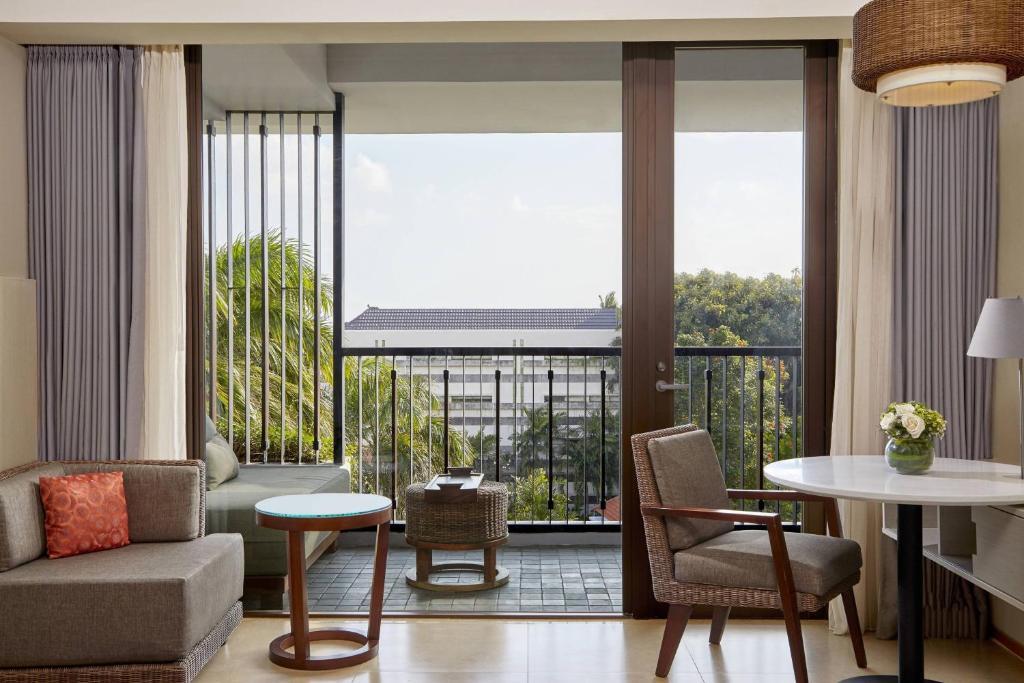 Courtyard By Marriott Bali Seminyak Resort