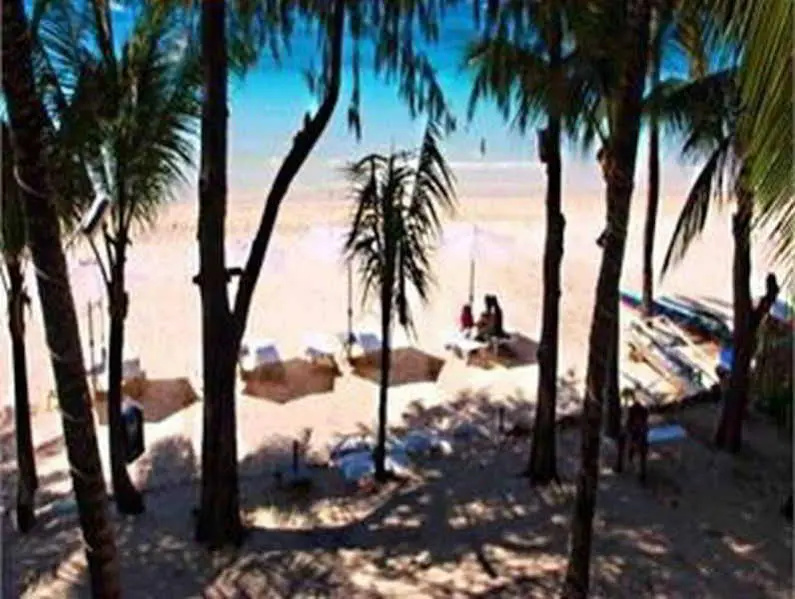 Beach & Waterfront