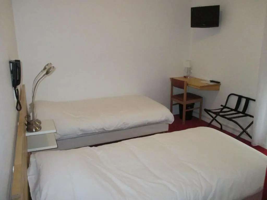 Standard Double room (twin beds)