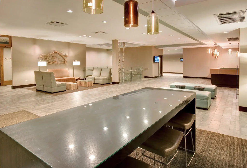 Crowne Plaza Lombard Downers Grove by IHG - Général