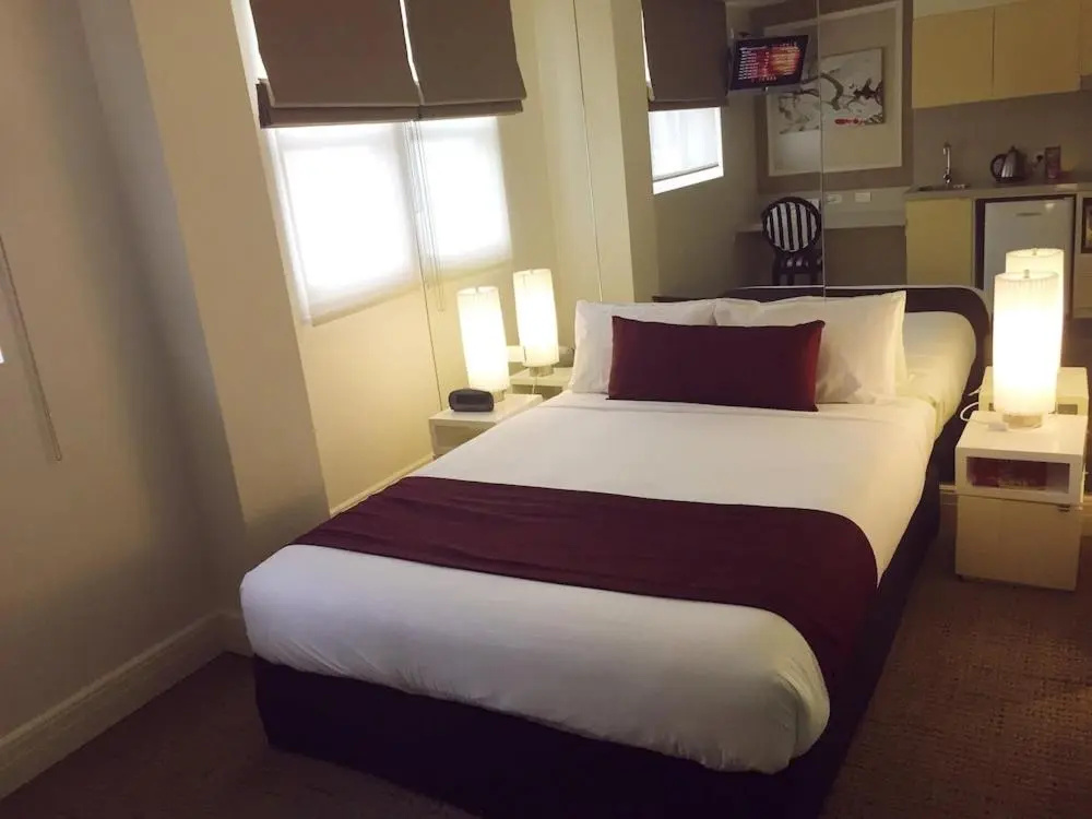 Double Studio (full double bed)