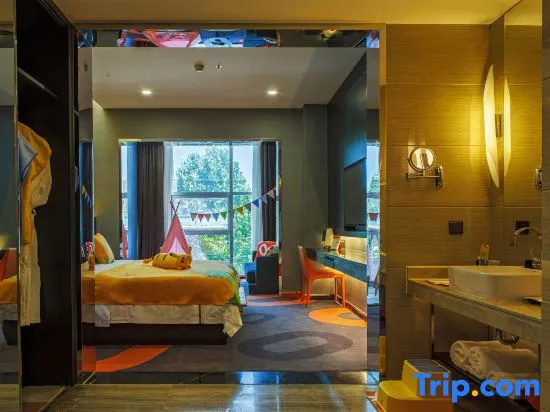 Standard Family room