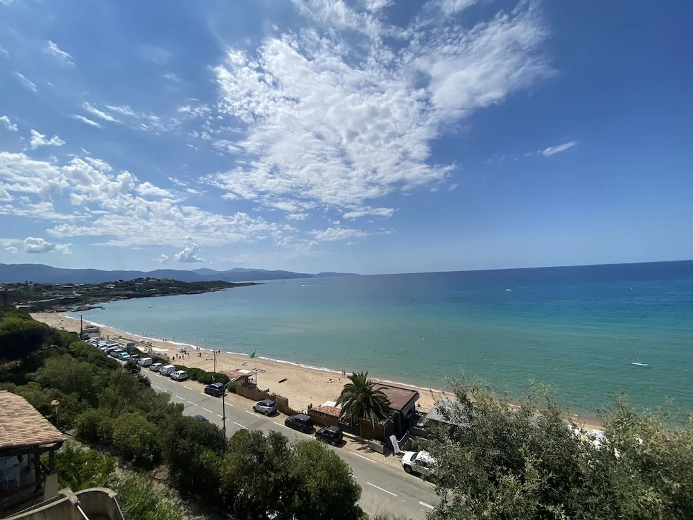 Beach & Waterfront