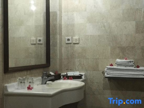 Melasti Beach Resort & Spa Legian