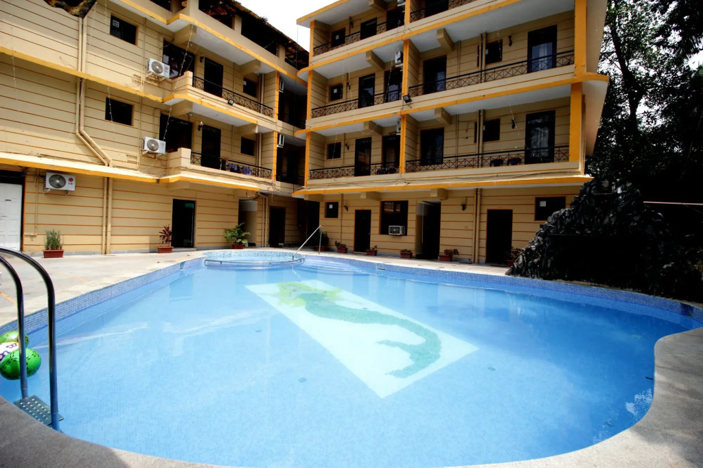 Hotel photo 12