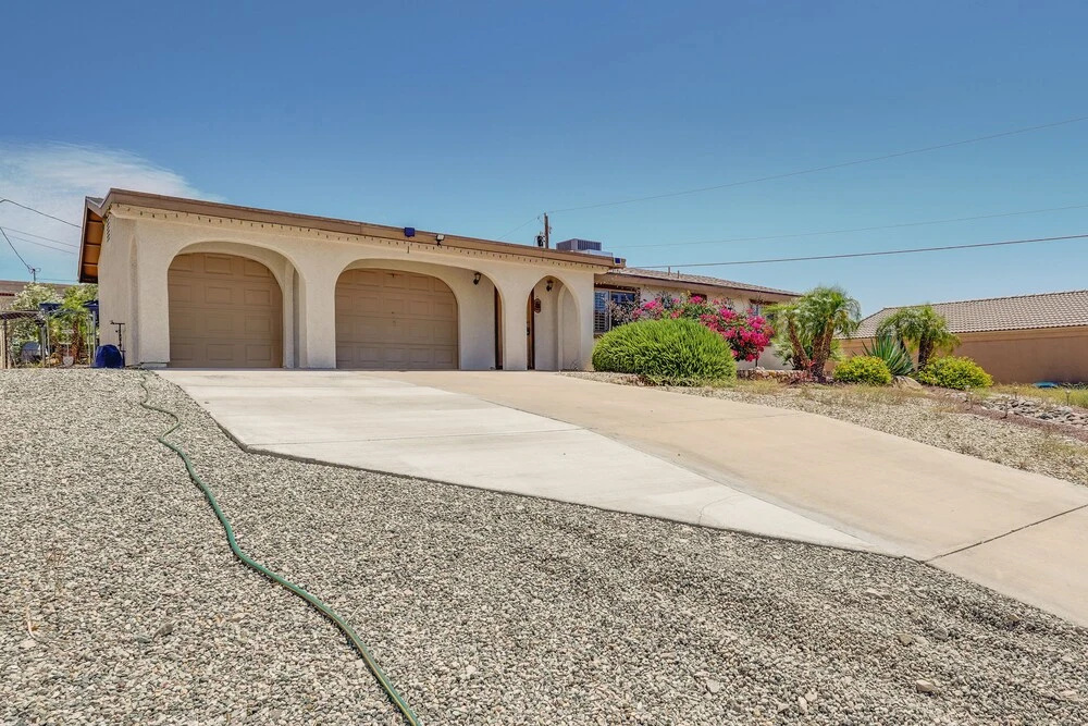 Pet-friendly Lake Havasu City Home: 5 Mi to Marina