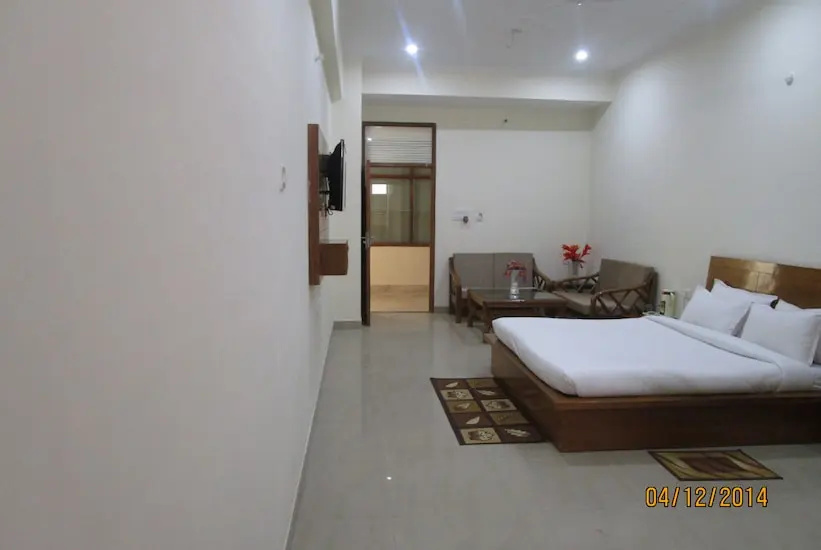 Hotel photo 30