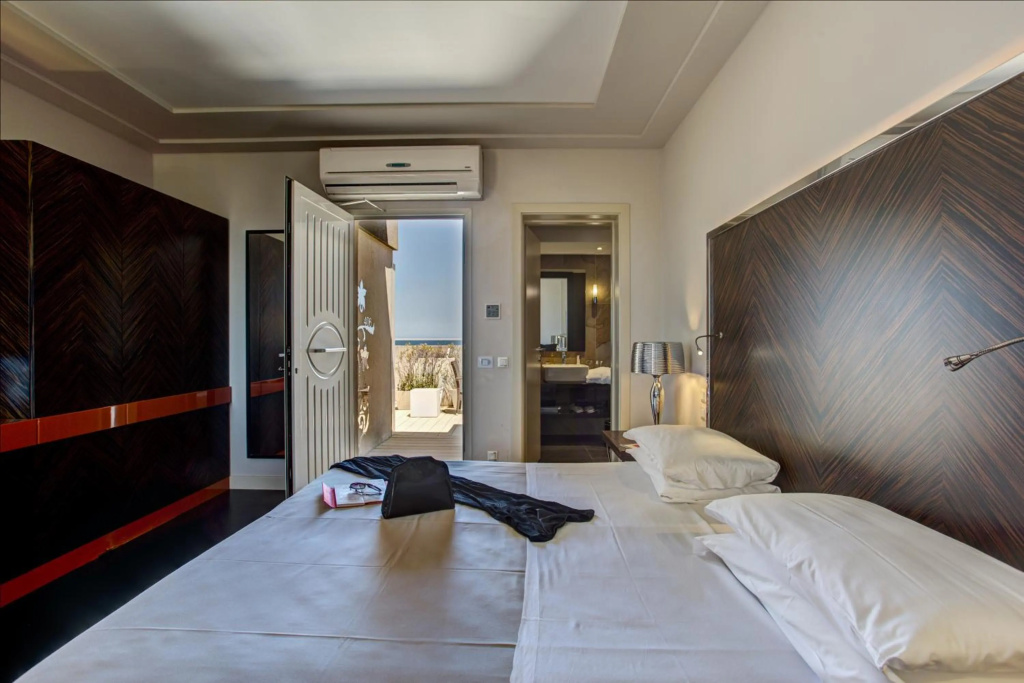 Hotel Byron — 2