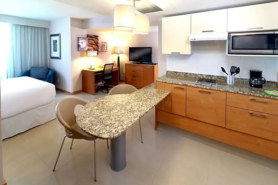 Staybridge Suites Guadalajara Expo by IHG - Chambres