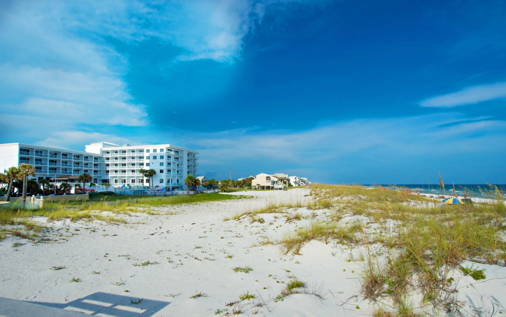 Beach & Waterfront