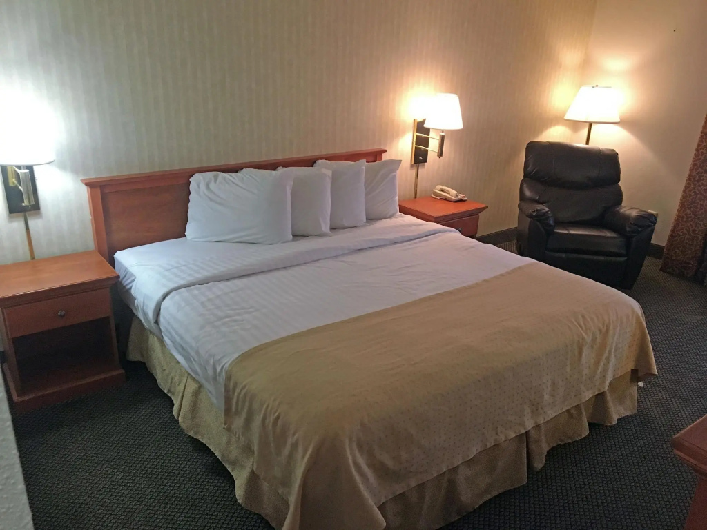 FairBridge Extended Stay – a Kitchenette Hotel - фото 7