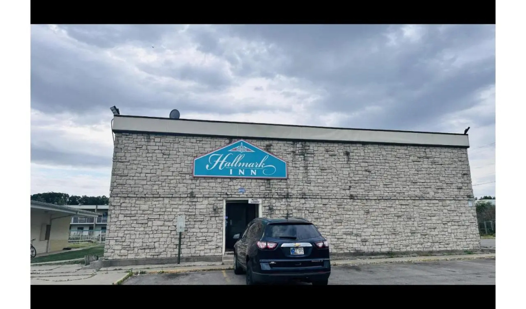 Hallmark Inn By OYO Fort Wayne
