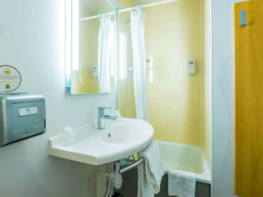 Afficher la photo 7 — B&B HOTEL Valence Nord