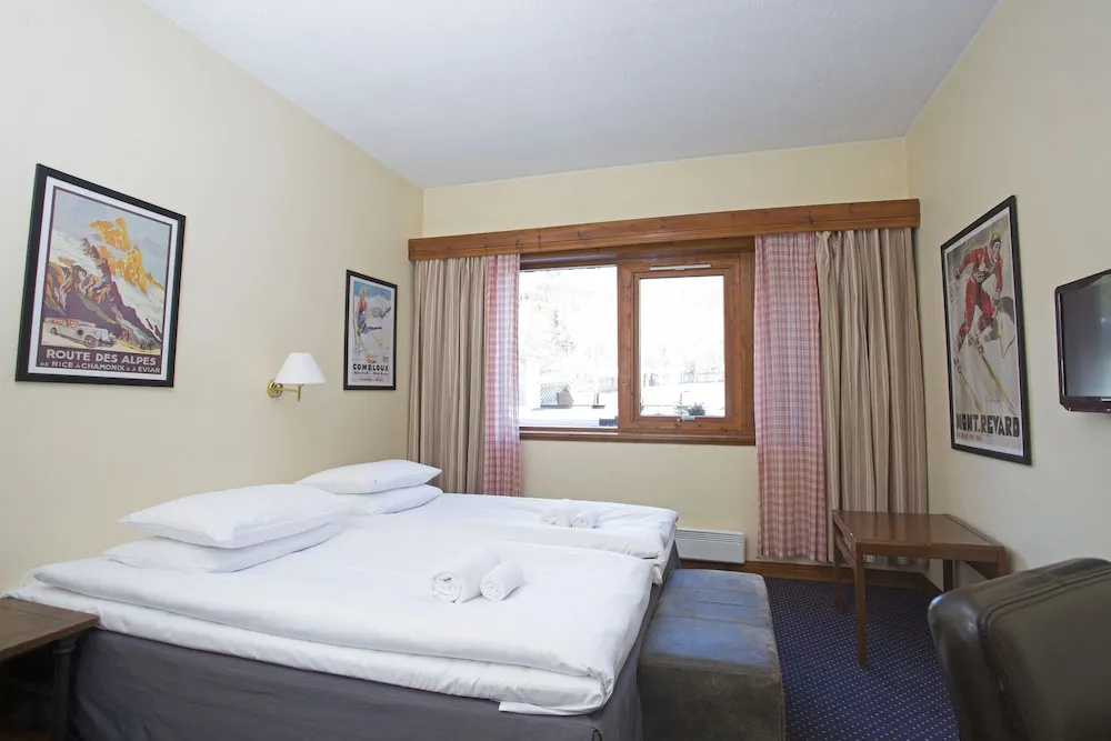 Double room (twin beds)
