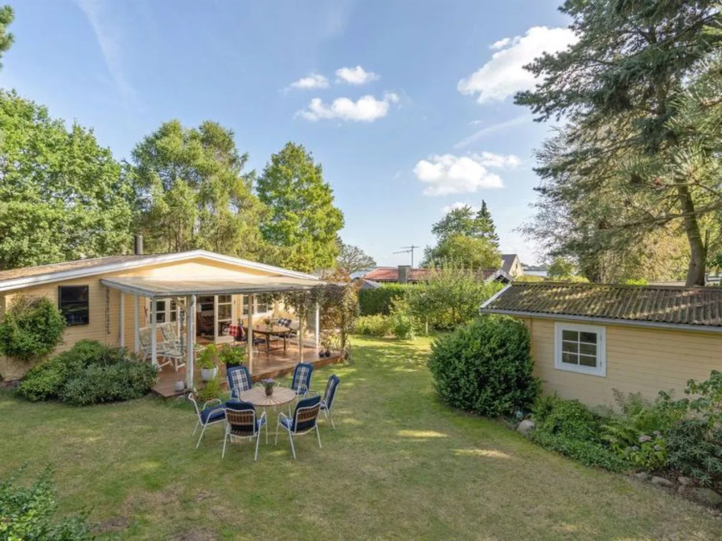 "Haldis" - 120m from the sea in Lolland, Falster and Mon