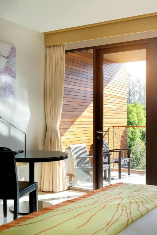 Double room with balcony and with garden view (full double bed)