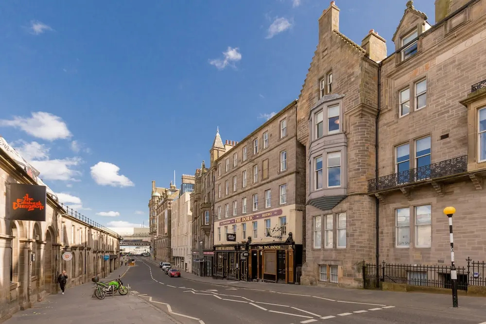 Destiny Scotland Market St Apartments