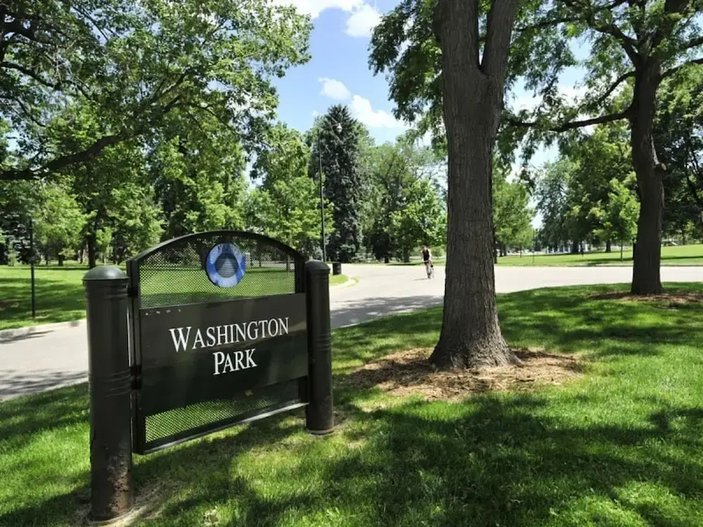 Storybook Flat Cozy 2BR Near Wash Park DU
