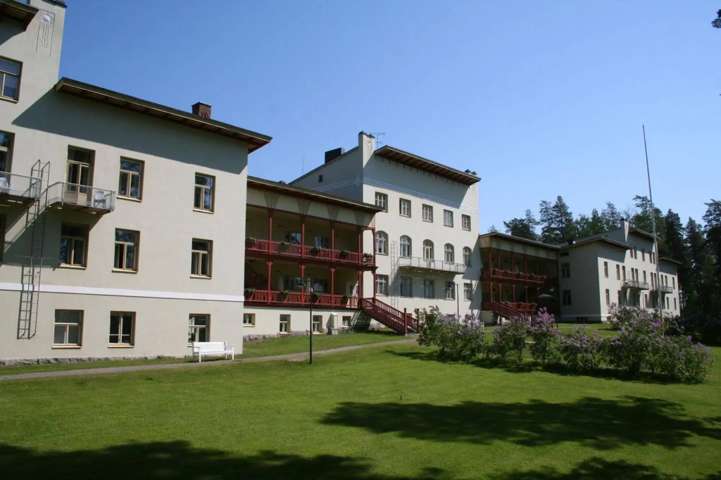 Kruunupuisto Hotel