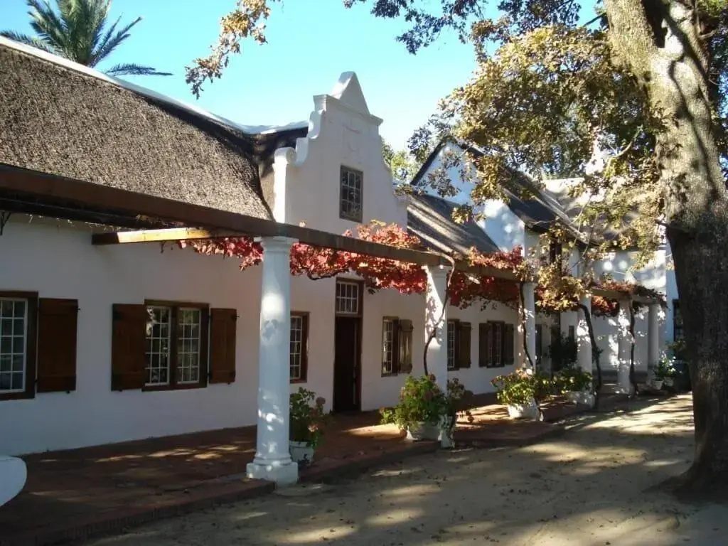 Lekkerwijn Historic Country Guest House