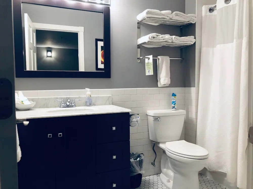 Luxury Suite
